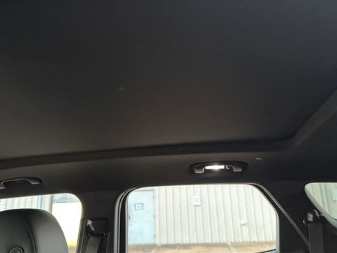 Used 2021 Chevrolet Blazer RS w/ Enhanced Convenience Package image 7