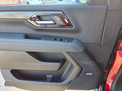 New 2026 GMC Yukon XL AT4 w/ AT4 Premium Plus Package AWD/4WD image 22