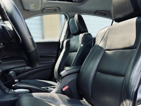 Used 2018 Acura ILX FWD image 7