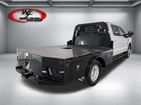 Used 2025 Ford F350 Lariat AWD/4WD image 6