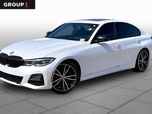 Used 2021 BMW 330i Sedan w/ M Sport Package RWD image 1