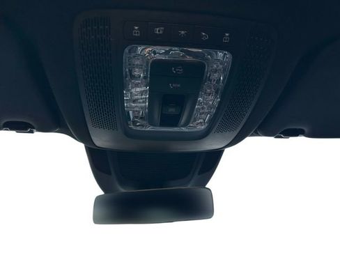 Used 2022 Mercedes-Benz GLS 450 4MATIC image 31