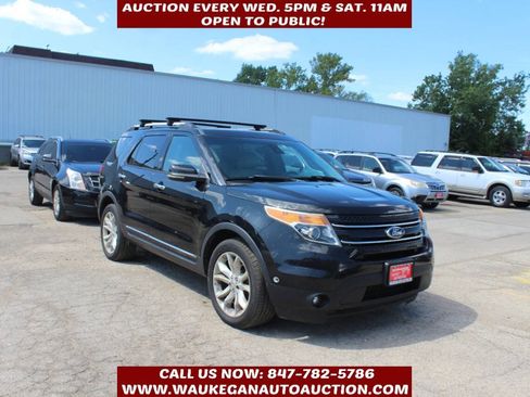 Used 2013 Ford Explorer Limited AWD/4WD image 2