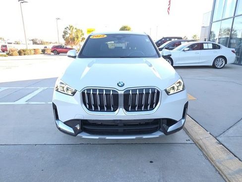 Used 2025 BMW X1 xDrive28i image 9
