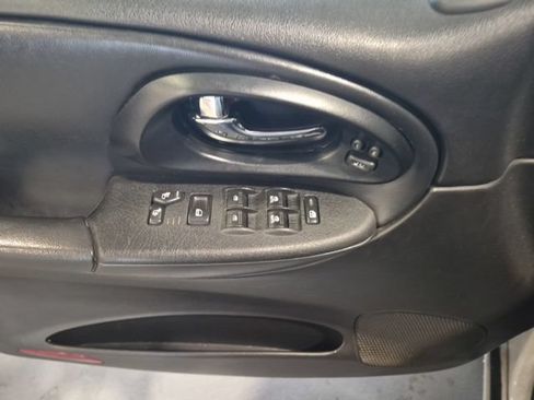 Used 2006 Chevrolet TrailBlazer LT AWD/4WD image 11