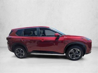Used 2024 Nissan Rogue SV AWD/4WD video 4