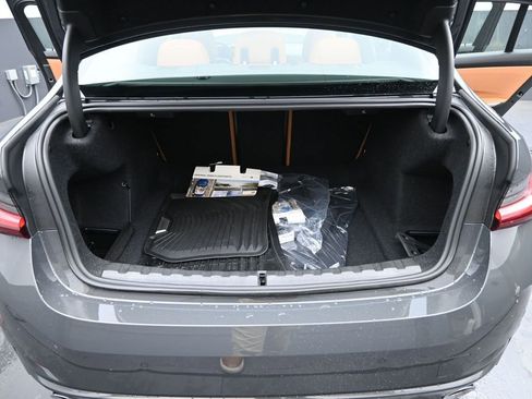 New 2026 BMW 330i Sedan w/ Premium Package RWD image 27