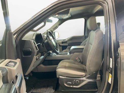 Used 2015 Ford F150 XLT w/ Equipment Group 302A Luxury AWD/4WD image 9