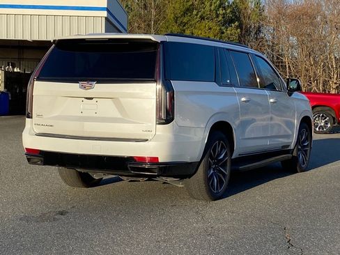 Used 2021 Cadillac Escalade ESV Sport w/ Driver Assist Tech Package image 5