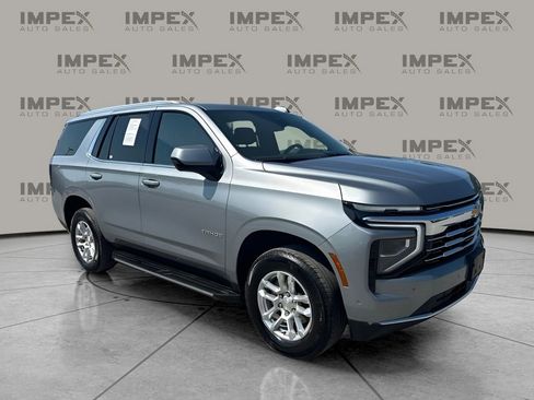 Used 2025 Chevrolet Tahoe LT AWD/4WD image 7