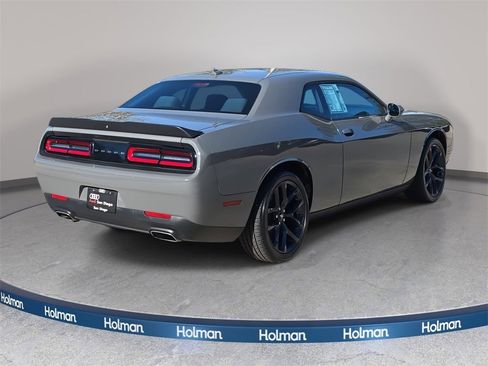 Used 2019 Dodge Challenger SXT w/ Blacktop Package image 4