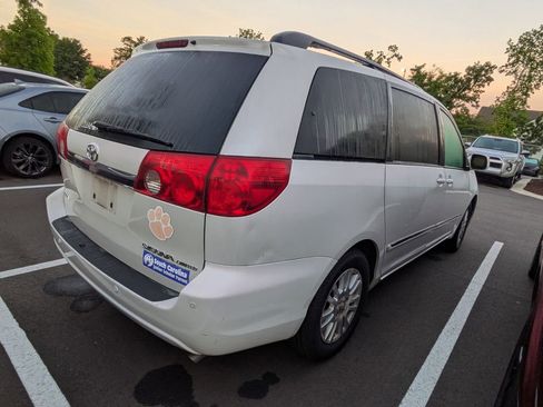 Used 2008 Toyota Sienna image 7