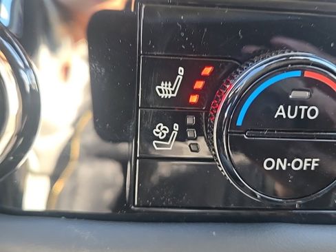 New 2026 Nissan Pathfinder Platinum image 21