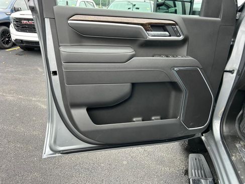 New 2026 GMC Sierra 2500 SLE image 5