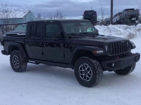 New 2026 Jeep Gladiator Rubicon image 2