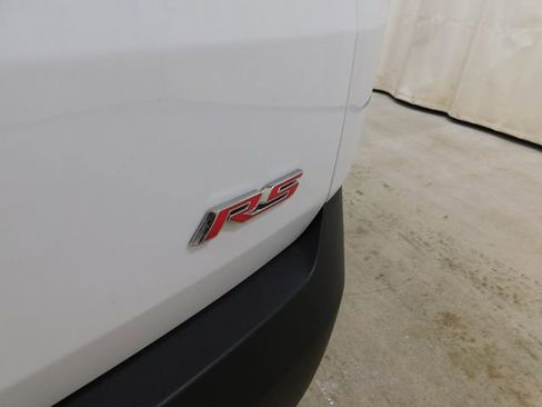 Used 2023 Chevrolet Traverse RS image 11