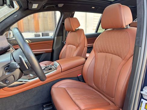 Used 2023 BMW X7 xDrive40i w/ Executive Package AWD/4WD image 47