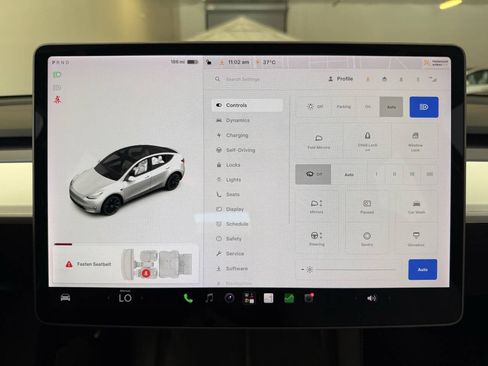 Used 2021 Tesla Model Y Long Range AWD/4WD image 14