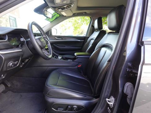 Used 2021 Jeep Grand Cherokee L Limited image 12