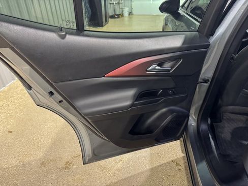 Used 2024 Chevrolet Equinox EV RS image 20