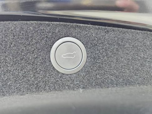 Used 2024 Tesla Model 3 RWD image 39
