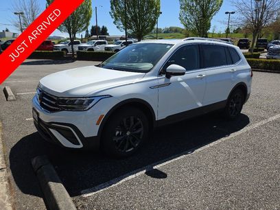 Used 2024 Volkswagen Tiguan SE