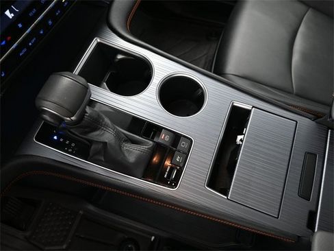 Used 2022 Toyota Sienna XSE image 24