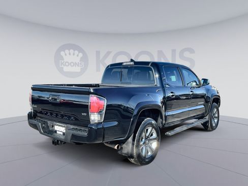 Used 2018 Toyota Tacoma Limited image 7