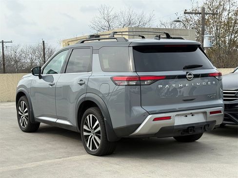 Used 2023 Nissan Pathfinder Platinum w/ Lighting Package (N92) image 9