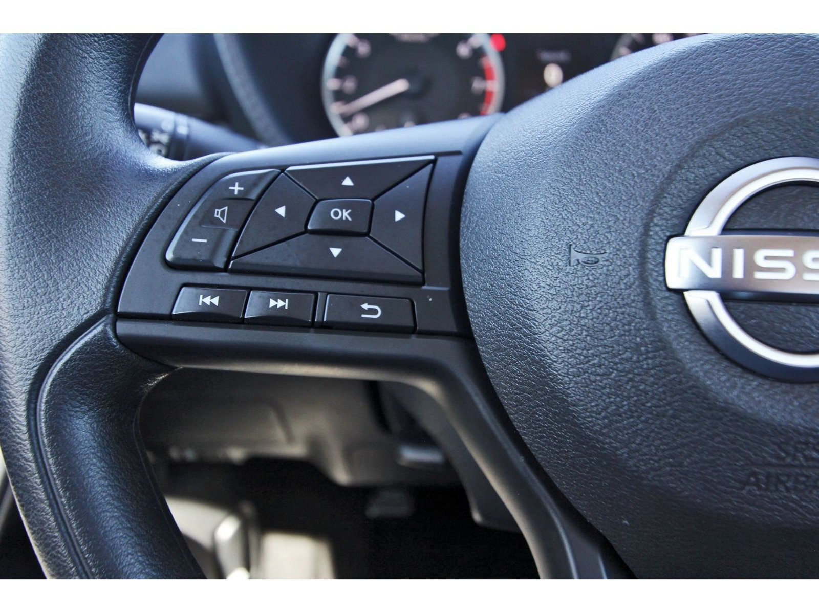 Certified 2025 Nissan Sentra S FWD image 19