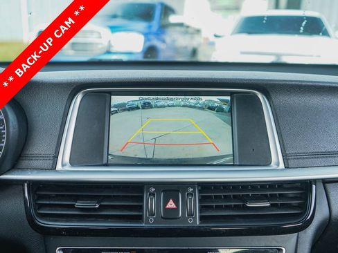 Used 2020 Kia Optima LX image 9