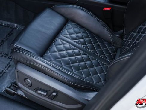 Used 2020 Audi SQ5 Premium Plus w/ Premium Plus Package image 64