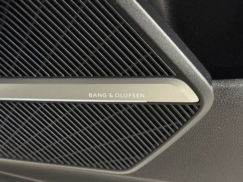 Used 2018 Audi Q5 2.0T Premium Plus w/ Premium Plus Package AWD/4WD image 47