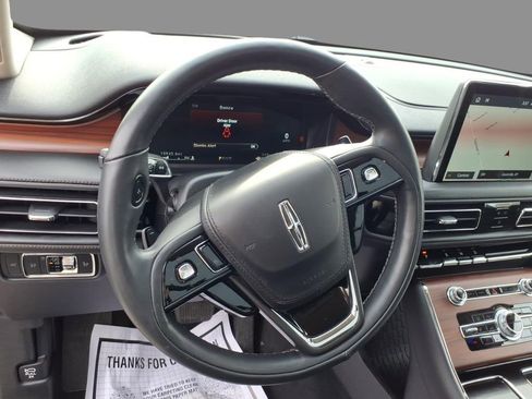 Used 2023 Lincoln Aviator Reserve w/ Equipment Group 201A image 22