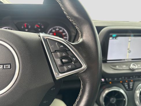 Used 2018 Chevrolet Camaro LT image 14