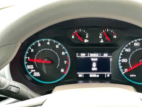 Used 2023 Chevrolet Malibu LT FWD image 19