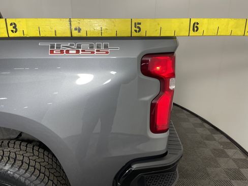 Used 2021 Chevrolet Silverado 1500 LT Trail Boss w/ Bed Protection Package image 8