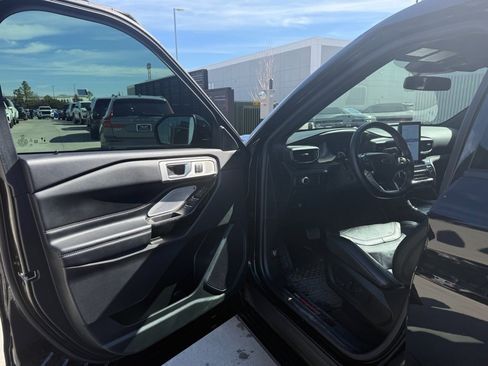 Used 2022 Ford Explorer ST w/ Equipment Group 401A image 22