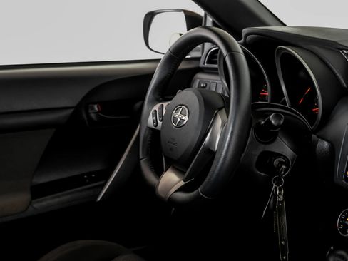 Used 2012 Scion tC FWD image 11