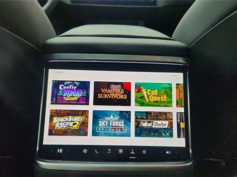 Used 2025 Tesla Model S image 48