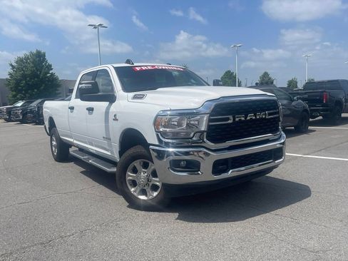 Used 2024 RAM 2500 Big Horn AWD/4WD image 2