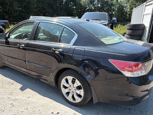 Used 2010 Honda Accord EX-L image 7