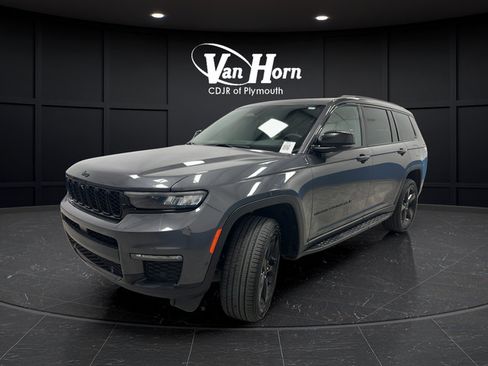 Used 2024 Jeep Grand Cherokee L Limited w/ Luxury Tech Group II AWD/4WD image 3