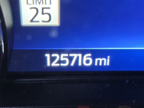 Used 2021 Ford Escape SE w/ Convenience Package image 22