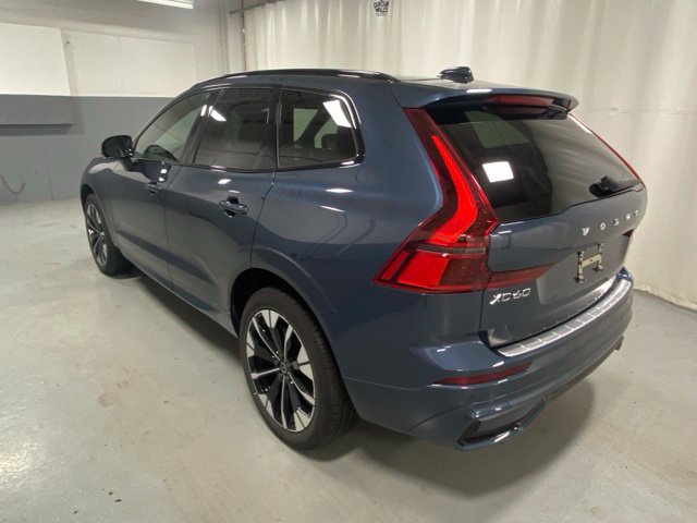 Used 2026 Volvo XC60 B5 Plus AWD/4WD image 2