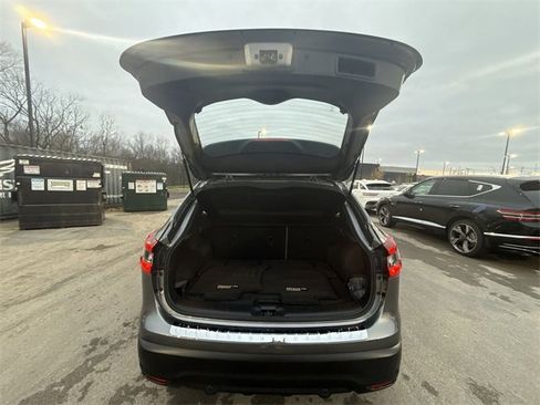 Certified 2022 Nissan Rogue Sport SL w/ Premium Package image 23