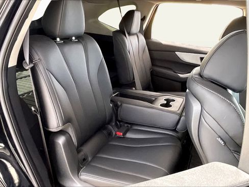 Used 2024 Acura MDX FWD image 19