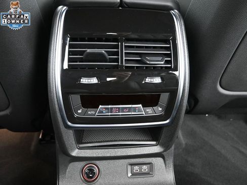Certified 2025 BMW X7 xDrive40i w/ Executive Package image 36