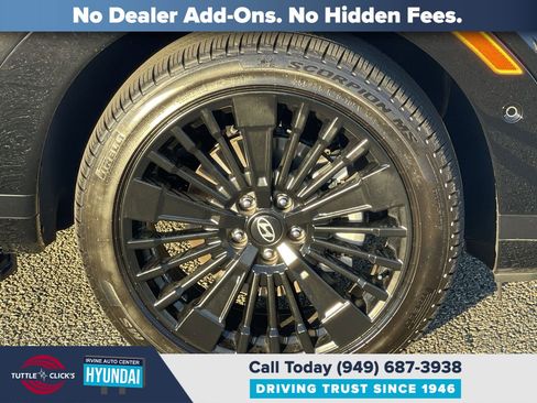 Used 2025 Hyundai Santa Fe Calligraphy AWD/4WD image 10