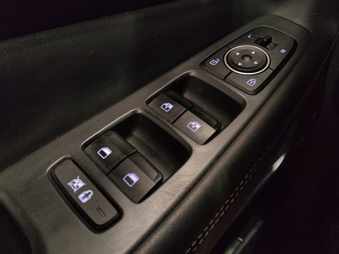 Used 2019 Hyundai Santa Fe Limited image 27